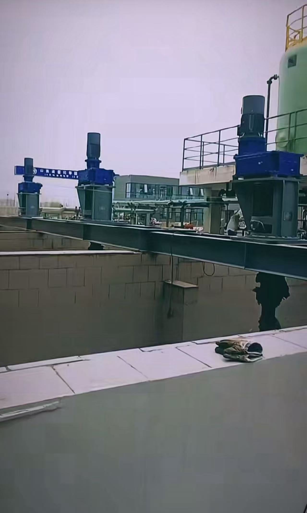 C2B0923785A4F4C70648918C2B6AE5AB 